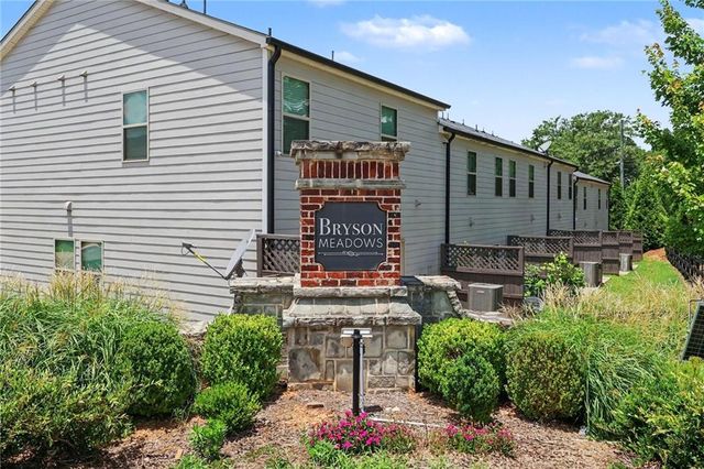 5473 Plain Field Lane, Lilburn, GA 30047