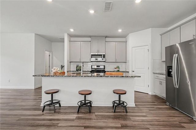 5473 Plain Field Lane, Lilburn, GA 30047