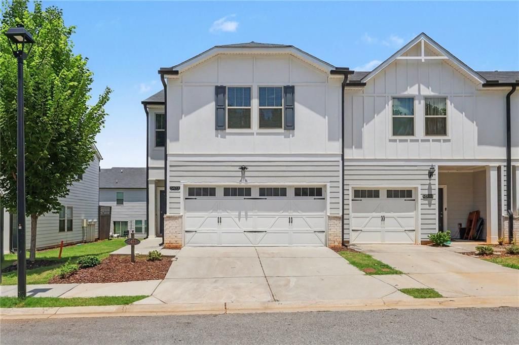5473 Plain Field Lane, Lilburn, GA 30047
