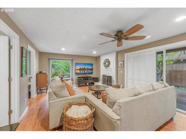 5765 Sw 152ND Ave, Beaverton, OR 97007