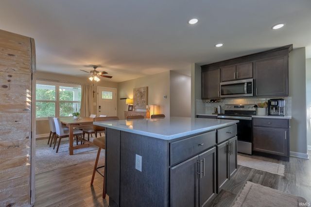 4008 W Oregon Street, Evansville, IN 47720
