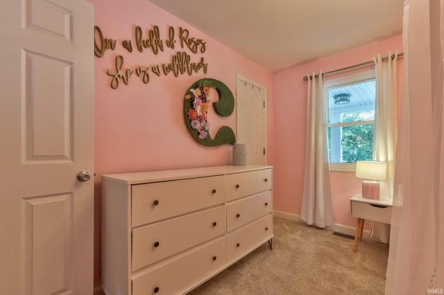 4008 W Oregon Street, Evansville, IN 47720