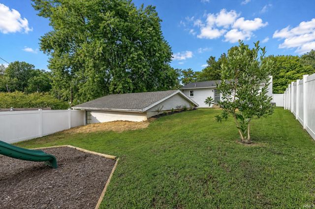 4008 W Oregon Street, Evansville, IN 47720