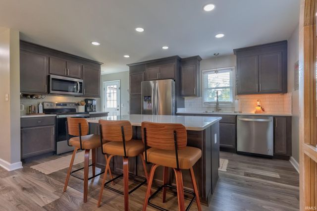 4008 W Oregon Street, Evansville, IN 47720