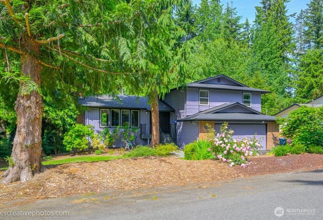19306 74th Avenue W, Lynnwood, WA 98036