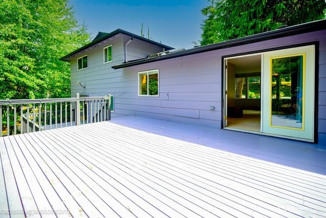 19306 74th Avenue W, Lynnwood, WA 98036