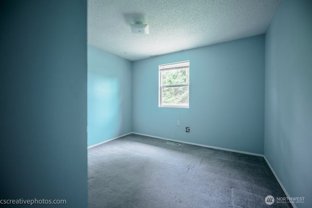 19306 74th Avenue W, Lynnwood, WA 98036