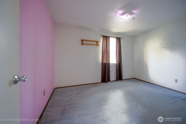 19306 74th Avenue W, Lynnwood, WA 98036