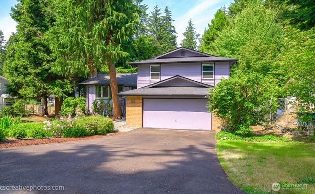 19306 74th Avenue W, Lynnwood, WA 98036
