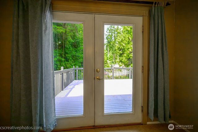 19306 74th Avenue W, Lynnwood, WA 98036