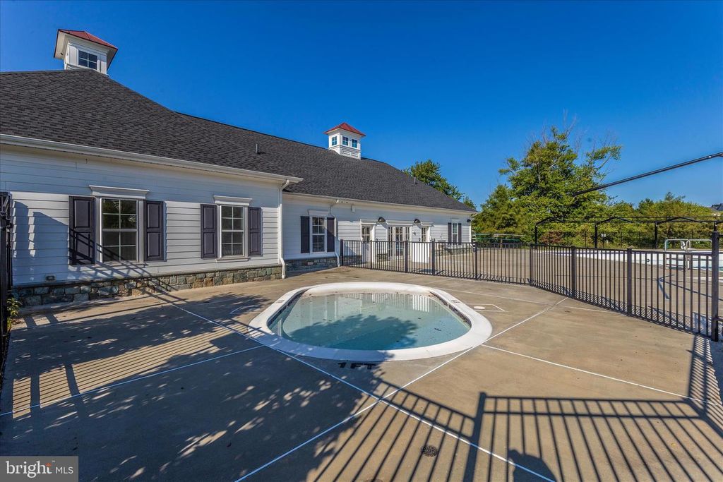 Image 123 of property listing at 22109 WINDING WOODS WAY, Clarksburg, MD 20871