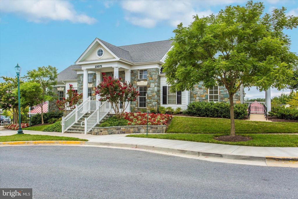 Image 125 of property listing at 22109 WINDING WOODS WAY, Clarksburg, MD 20871