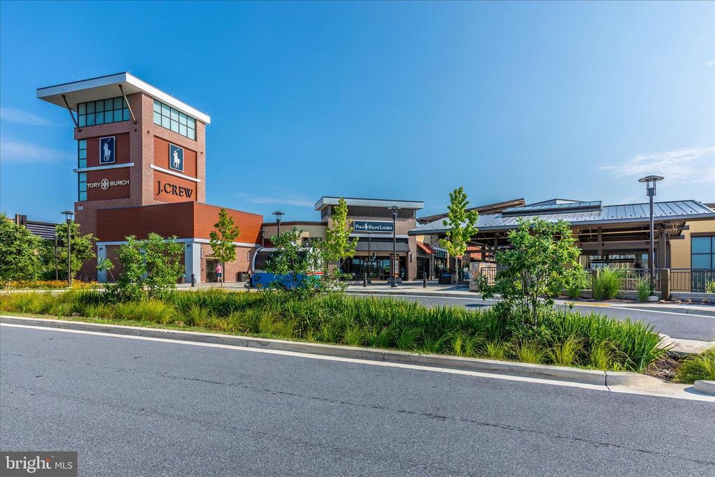 Image 136 of property listing at 22109 WINDING WOODS WAY, Clarksburg, MD 20871