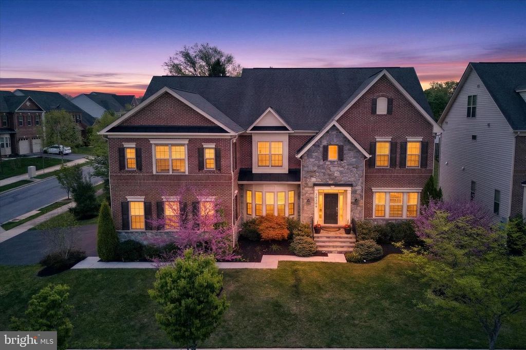 Image 2 of property listing at 22109 WINDING WOODS WAY, Clarksburg, MD 20871