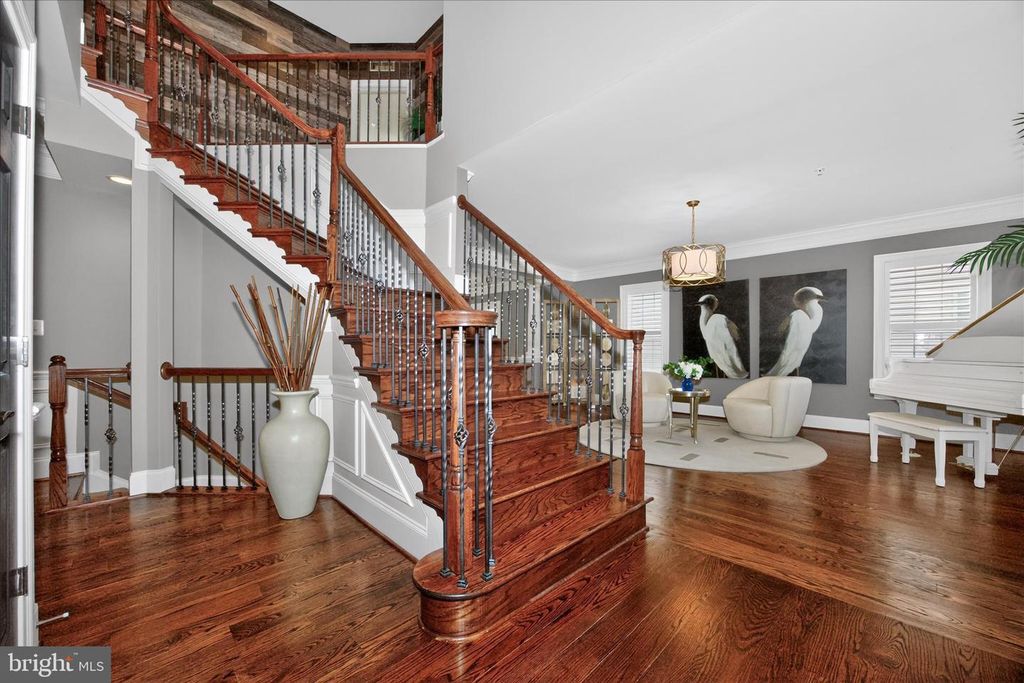 Image 7 of property listing at 22109 WINDING WOODS WAY, Clarksburg, MD 20871