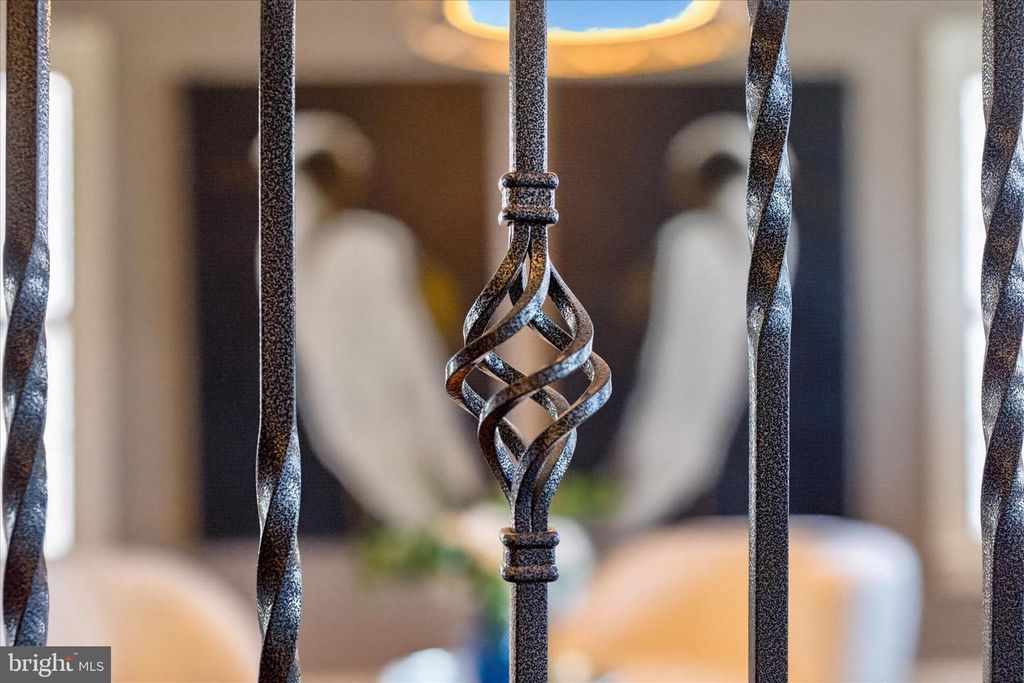 Image 8 of property listing at 22109 WINDING WOODS WAY, Clarksburg, MD 20871