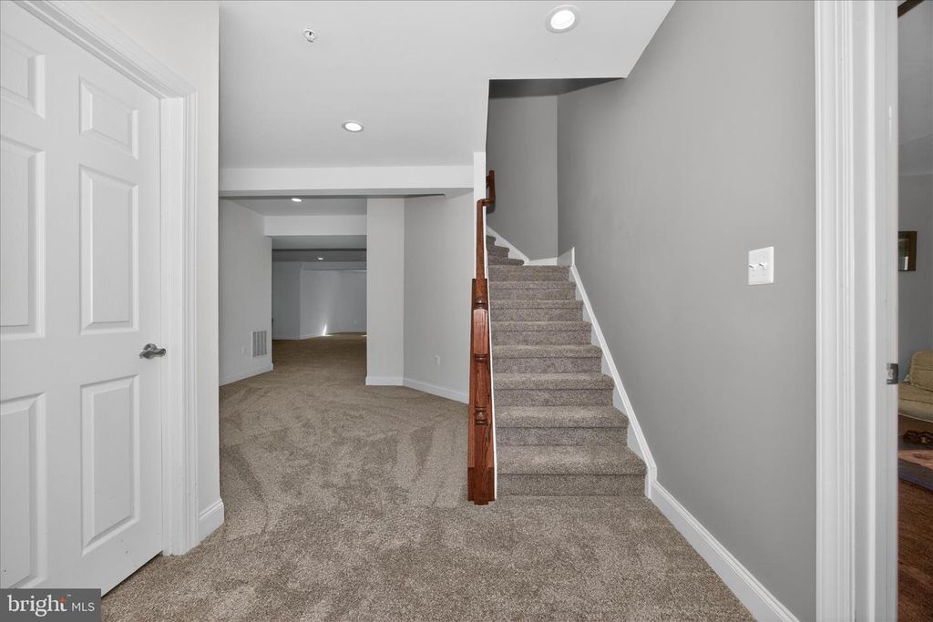 Image 87 of property listing at 22109 WINDING WOODS WAY, Clarksburg, MD 20871