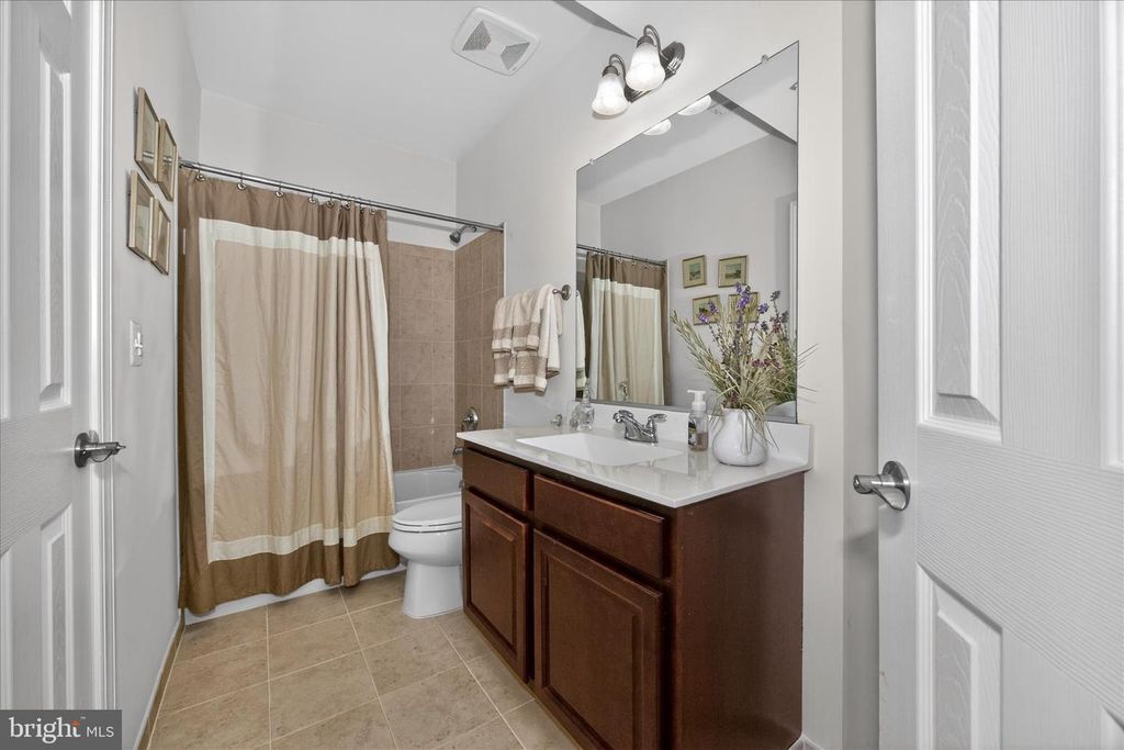 Image 95 of property listing at 22109 WINDING WOODS WAY, Clarksburg, MD 20871