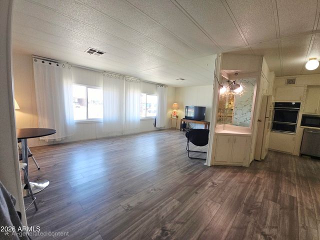 6612 W HATCHER Road, Glendale, AZ 85302