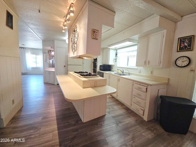 6612 W HATCHER Road, Glendale, AZ 85302