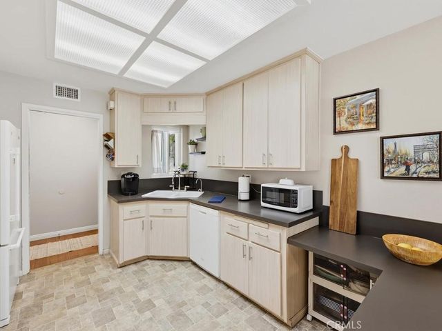 6029 Sheridan Way, Buena Park, CA 90620