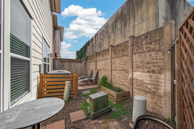 1768 Aden Drive, Houston, TX 77003