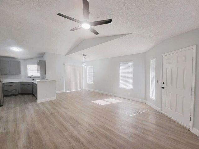 2819 Stoneway Lane A, Fort Pierce, FL 34982