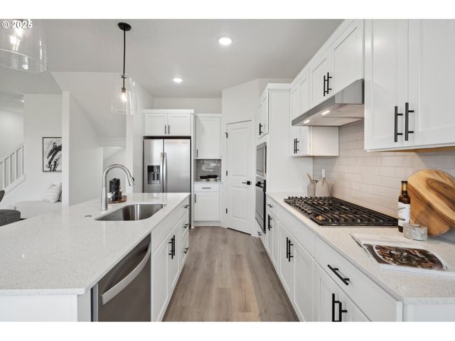 19093 Sw Northridge Ct, Beaverton, OR 97007