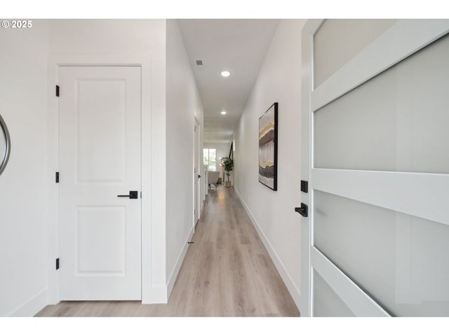 19093 Sw Northridge Ct, Beaverton, OR 97007