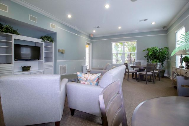 5711 BENTGRASS DRIVE 19-202, Sarasota, FL 34235