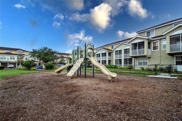 5711 BENTGRASS DRIVE 19-202, Sarasota, FL 34235
