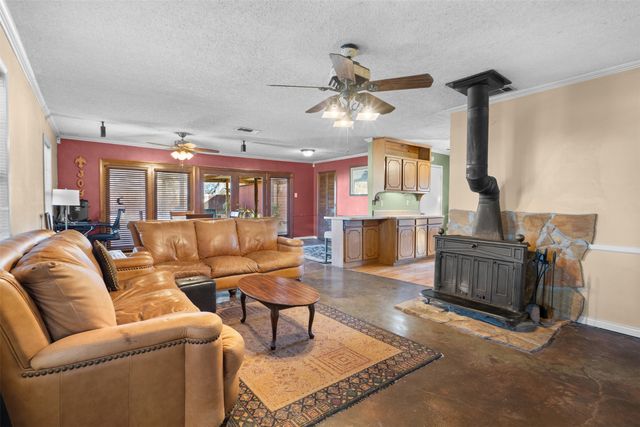 600 Pridmore Street, Kaufman, TX 75142