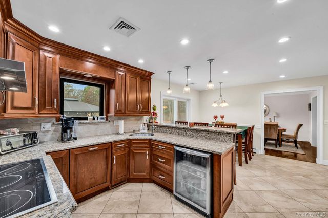 124 Spence Avenue, Holtsville, NY 11742