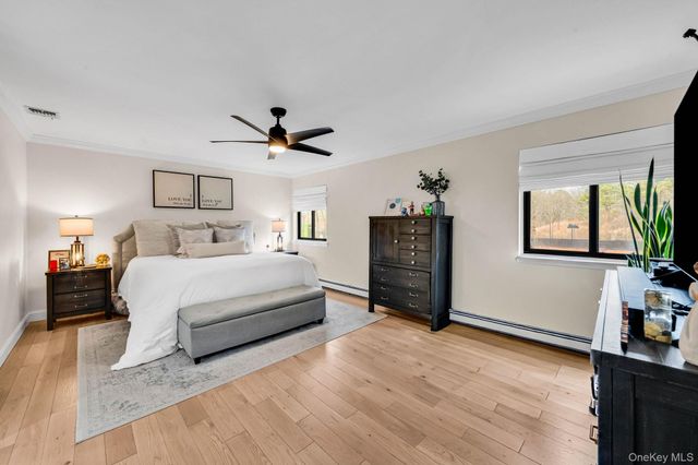 124 Spence Avenue, Holtsville, NY 11742