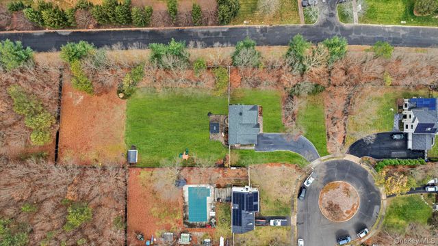 124 Spence Avenue, Holtsville, NY 11742