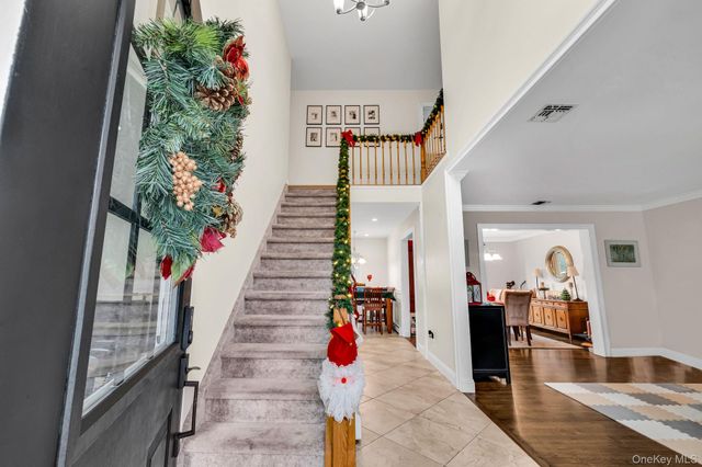 124 Spence Avenue, Holtsville, NY 11742