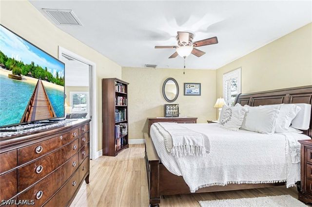 20 Maui CIR 20, Naples, FL 34112