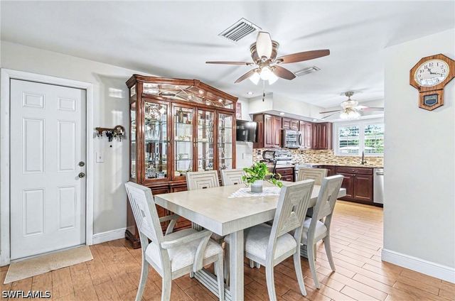 20 Maui CIR 20, Naples, FL 34112