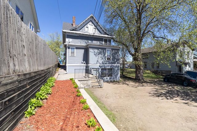 794 Case Avenue, Saint Paul, MN 55106