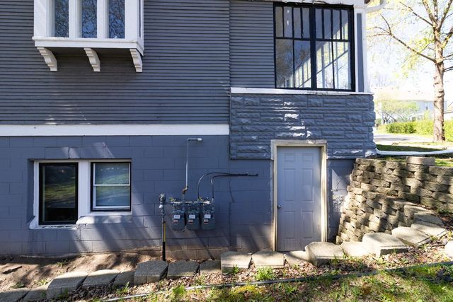 794 Case Avenue, Saint Paul, MN 55106