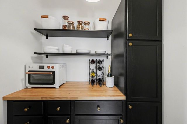 418 4th Street N, Hudson, WI 54016