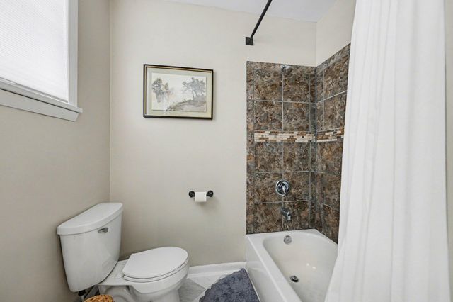 418 4th Street N, Hudson, WI 54016