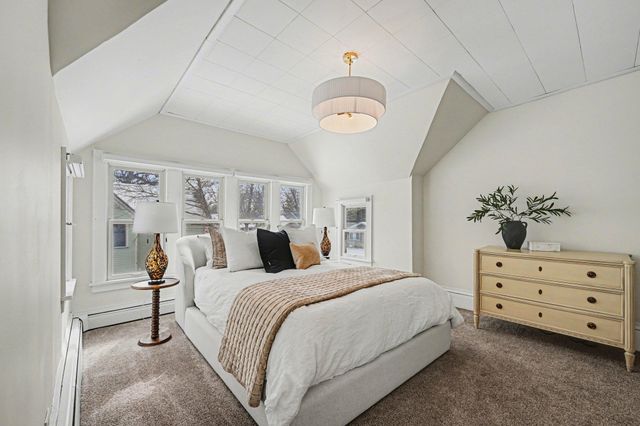 418 4th Street N, Hudson, WI 54016