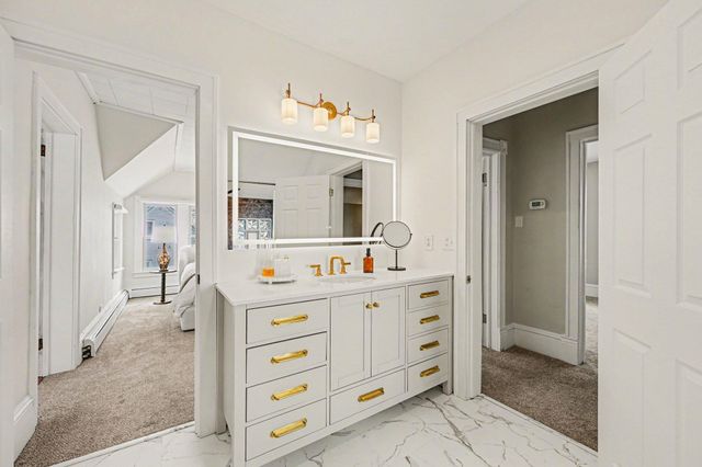 418 4th Street N, Hudson, WI 54016