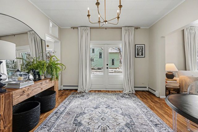 418 4th Street N, Hudson, WI 54016