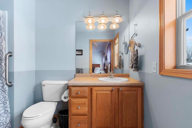 1602 MEADOWS LANE, Luxemburg, WI 54217