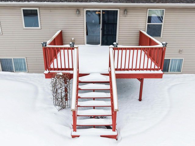 1602 MEADOWS LANE, Luxemburg, WI 54217