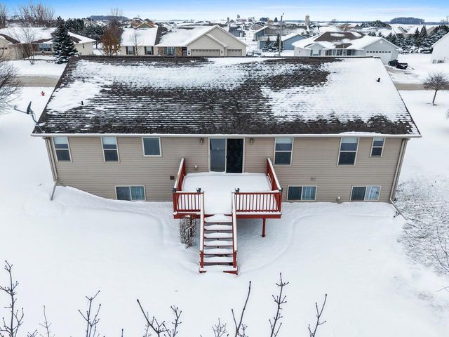 1602 MEADOWS LANE, Luxemburg, WI 54217