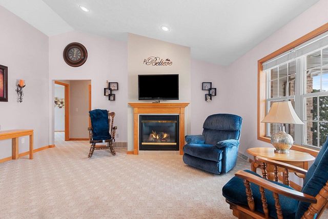 1602 MEADOWS LANE, Luxemburg, WI 54217