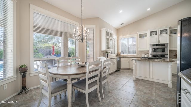 3813 N MORNING DOVE Circle, Mesa, AZ 85207